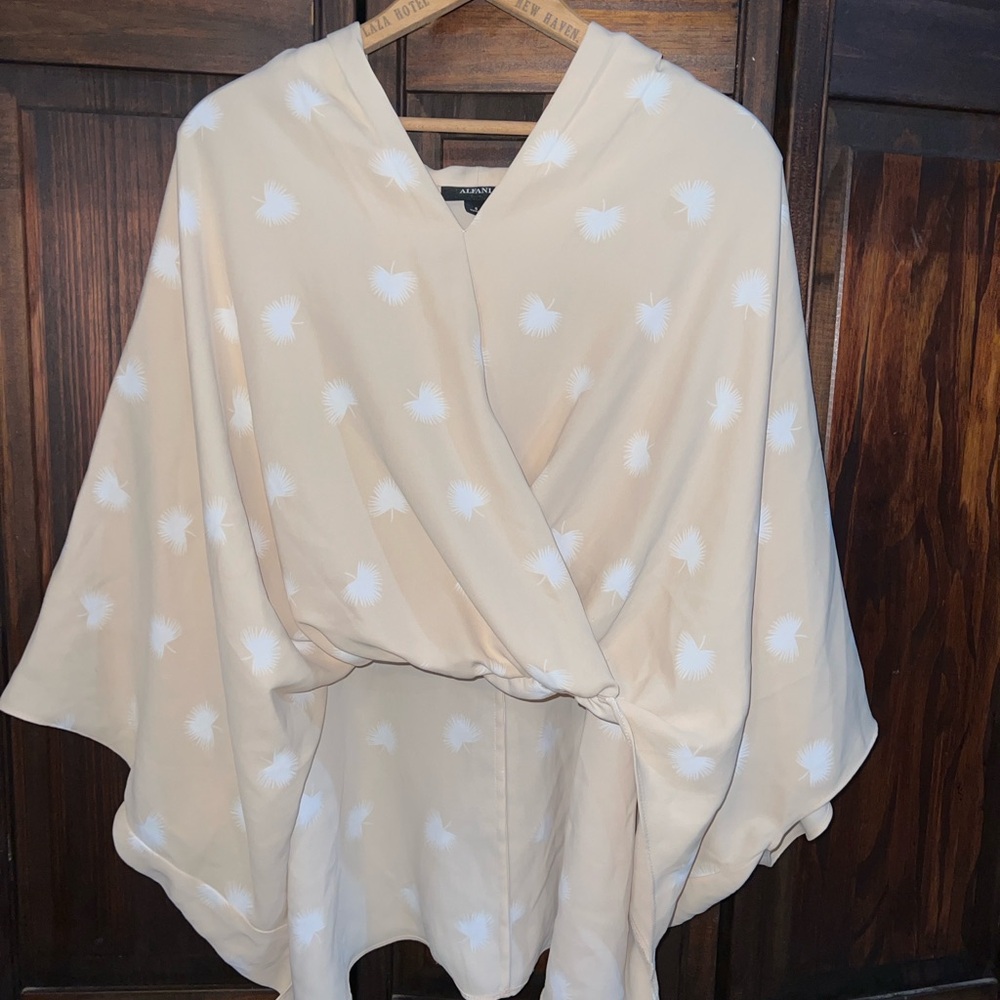 Alfani Beige Poncho‎ Shirt with Subtle White Pattern small